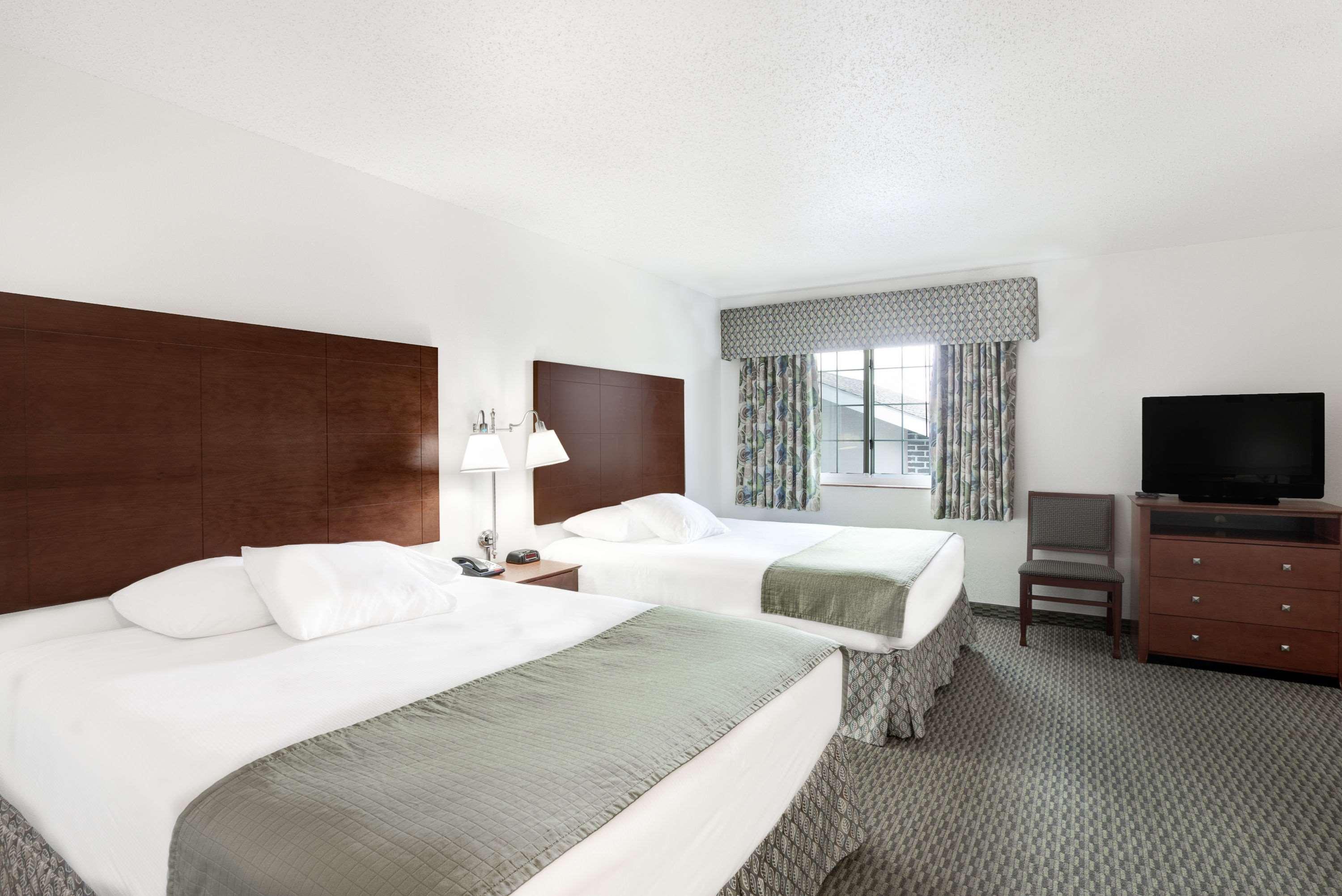 Days Inn By Wyndham Carroll Экстерьер фото