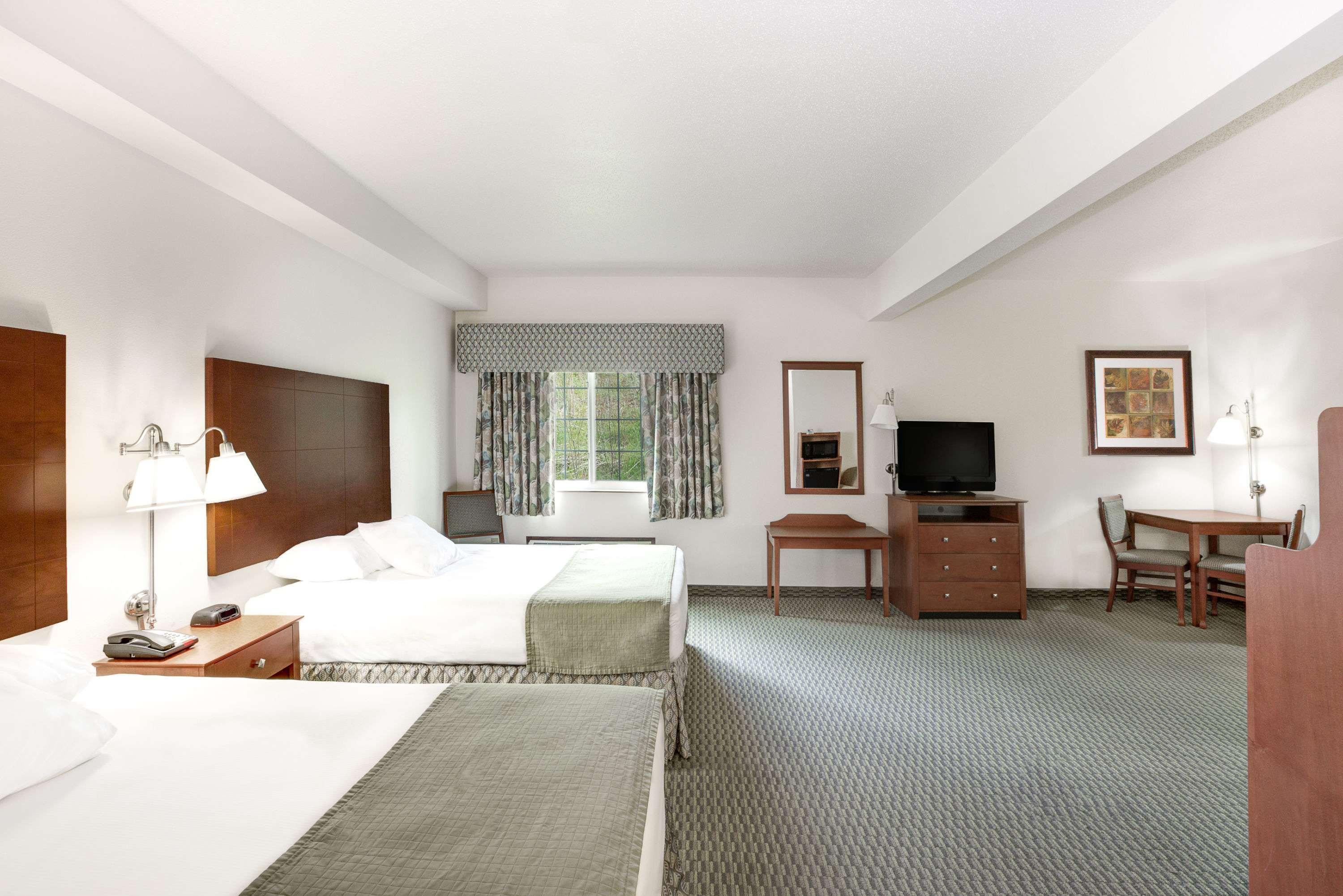 Days Inn By Wyndham Carroll Экстерьер фото